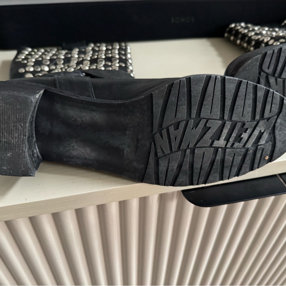❤️Stuart Weitzmann studded biker boots - Picture 7 of 9